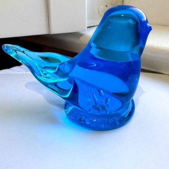 ๐ Beautiful Vintage 2009 Leo Ward Blue Bird of Happiness Glass Figurine ๐ - Picture 13 of 16